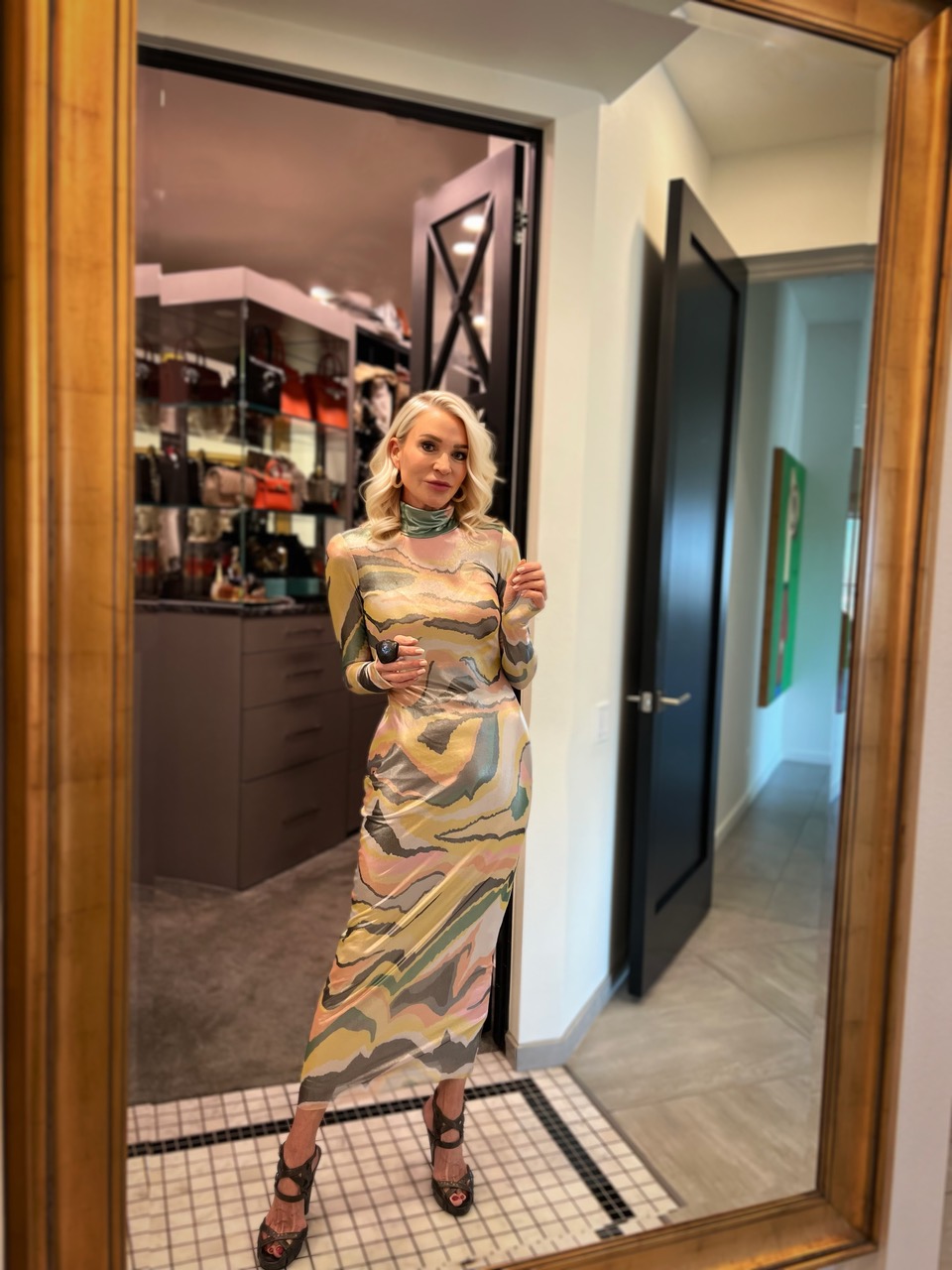 Lifestyle Influencer, Jamie Lewinger of More Than Turquoise wearing the Shailene Metallic Dress from AFRM in Soft Linear Abstract 