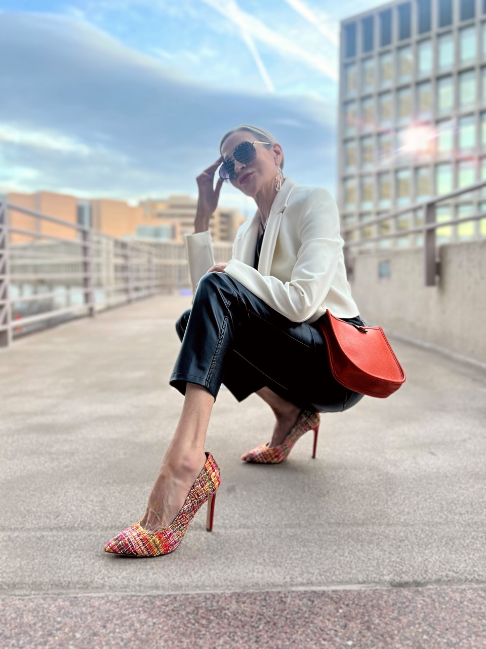 Lifestyle Influencer, Jamie Lewinger of More Than Turquoise wearing Donald Pliner new spring Ruzana boucle pump 