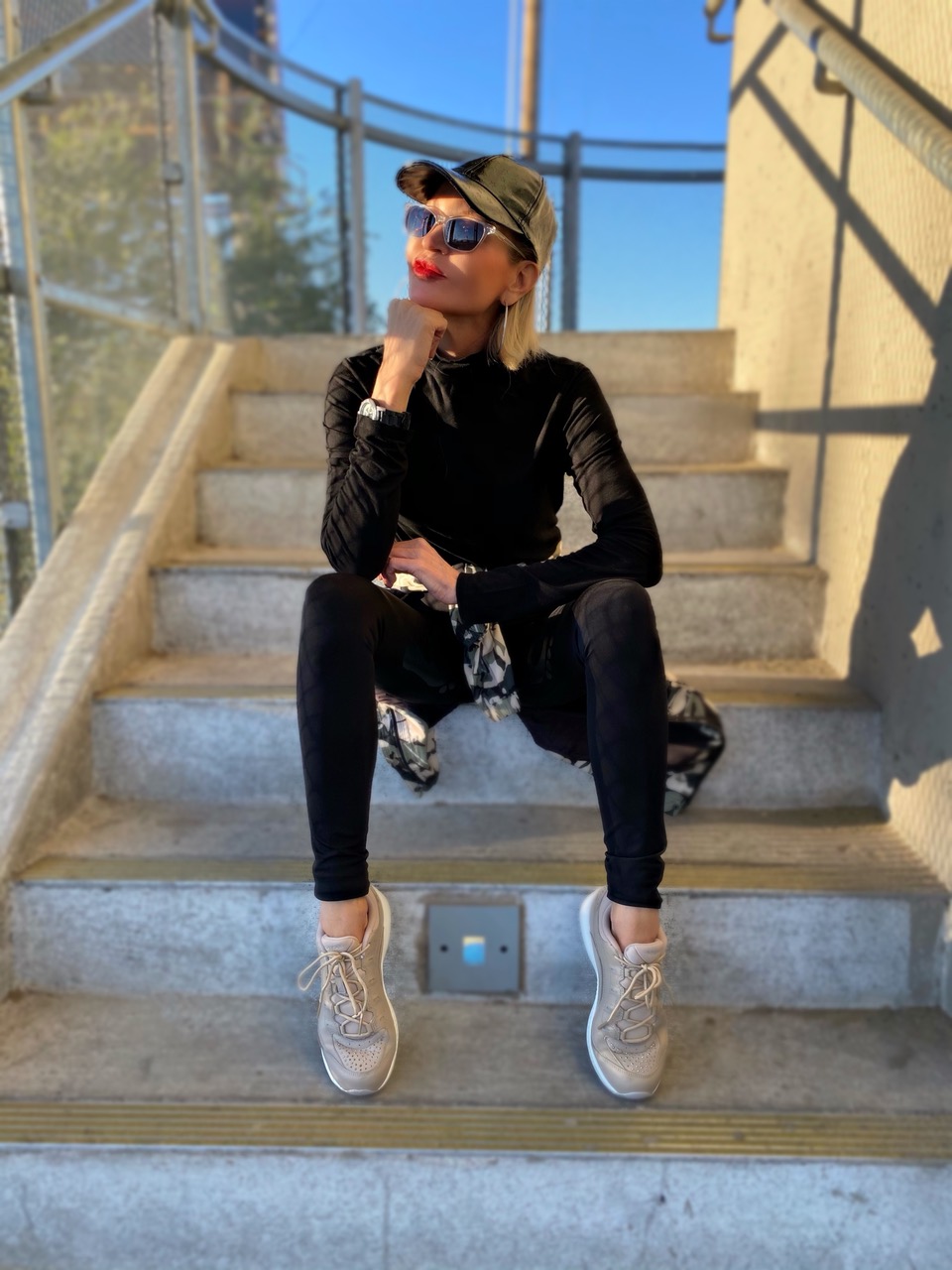 Lifestyle Influencer, Jamie Lewinger of More Than Turquoise, wearing the Debbie Allen Limited Edition walking shoe from Easy Spirit shoes