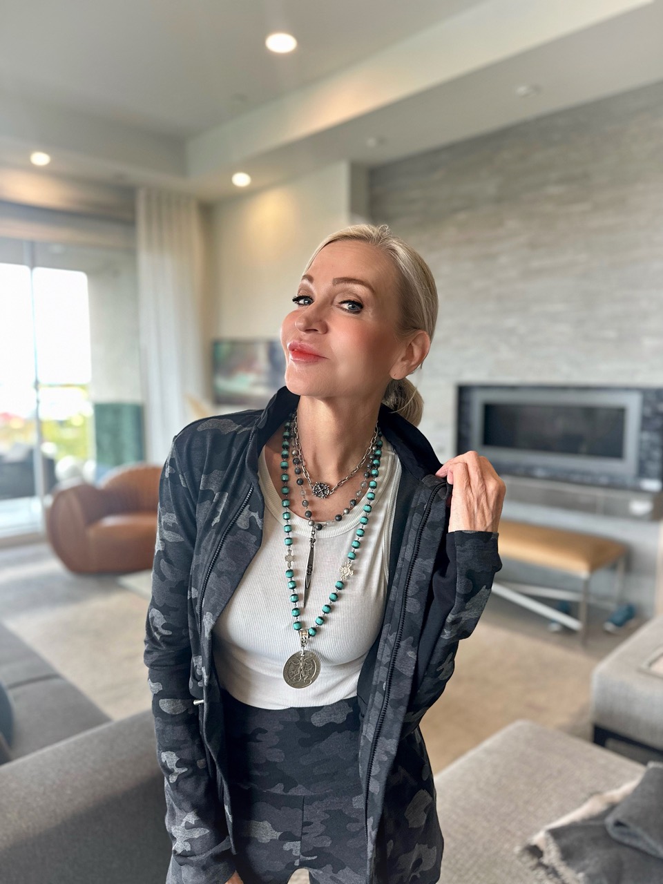 Lifestyle Influencer, Jamie Lewinger of More Than Turquoise wearing Turquoise crystal necklace with immaculate pendants  from French Kande