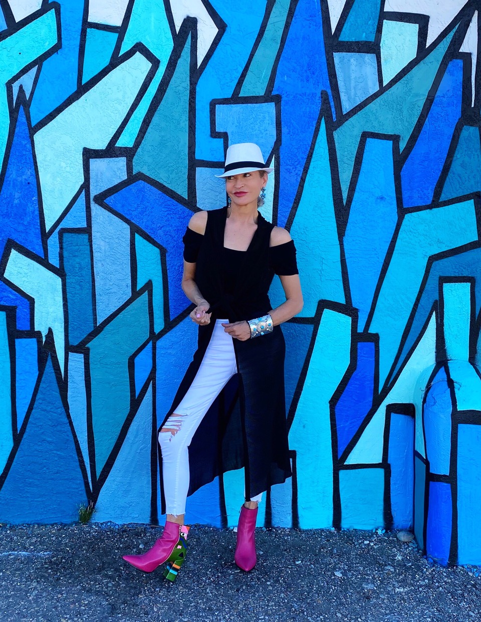 Lifestyle Influencer, Jamie Lewinger of More Than Turquoise, wearing pink Fy Zoe boots