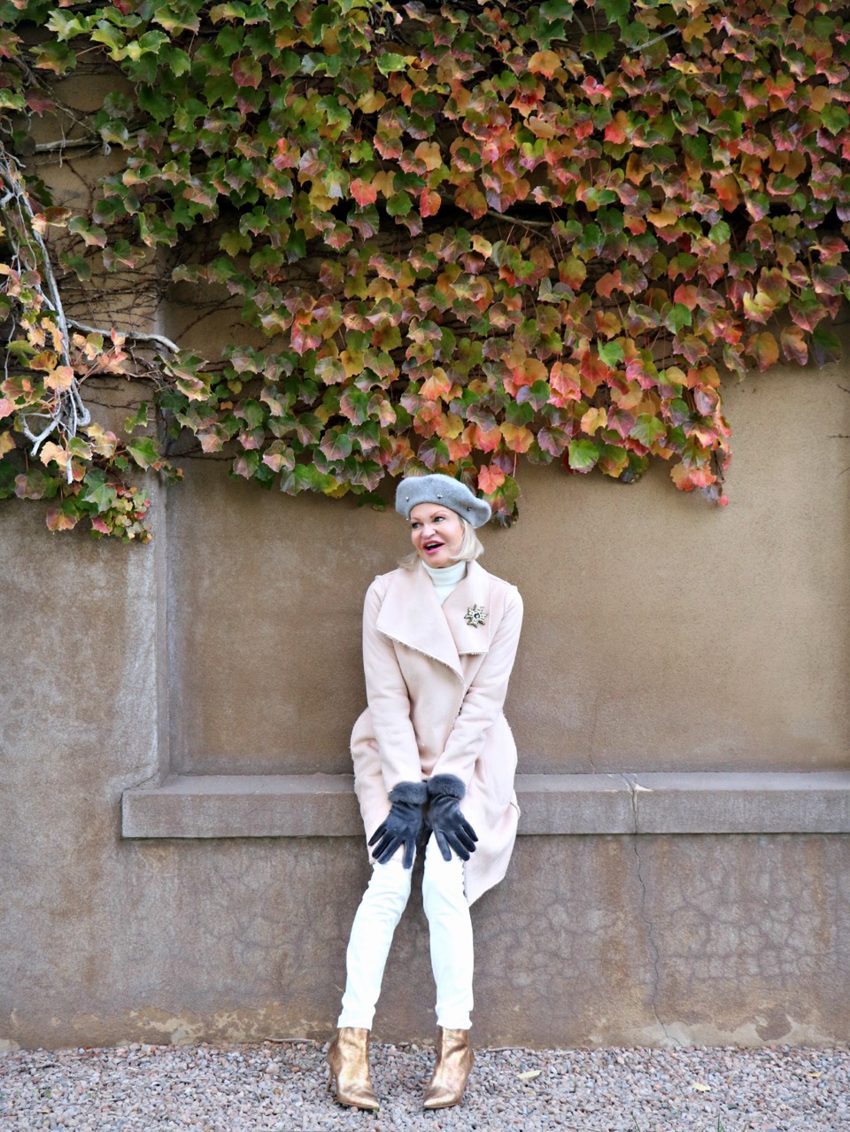 Style Influencer, Jamie Lewinger of More Than Turquoise , wearing chico's grey beret