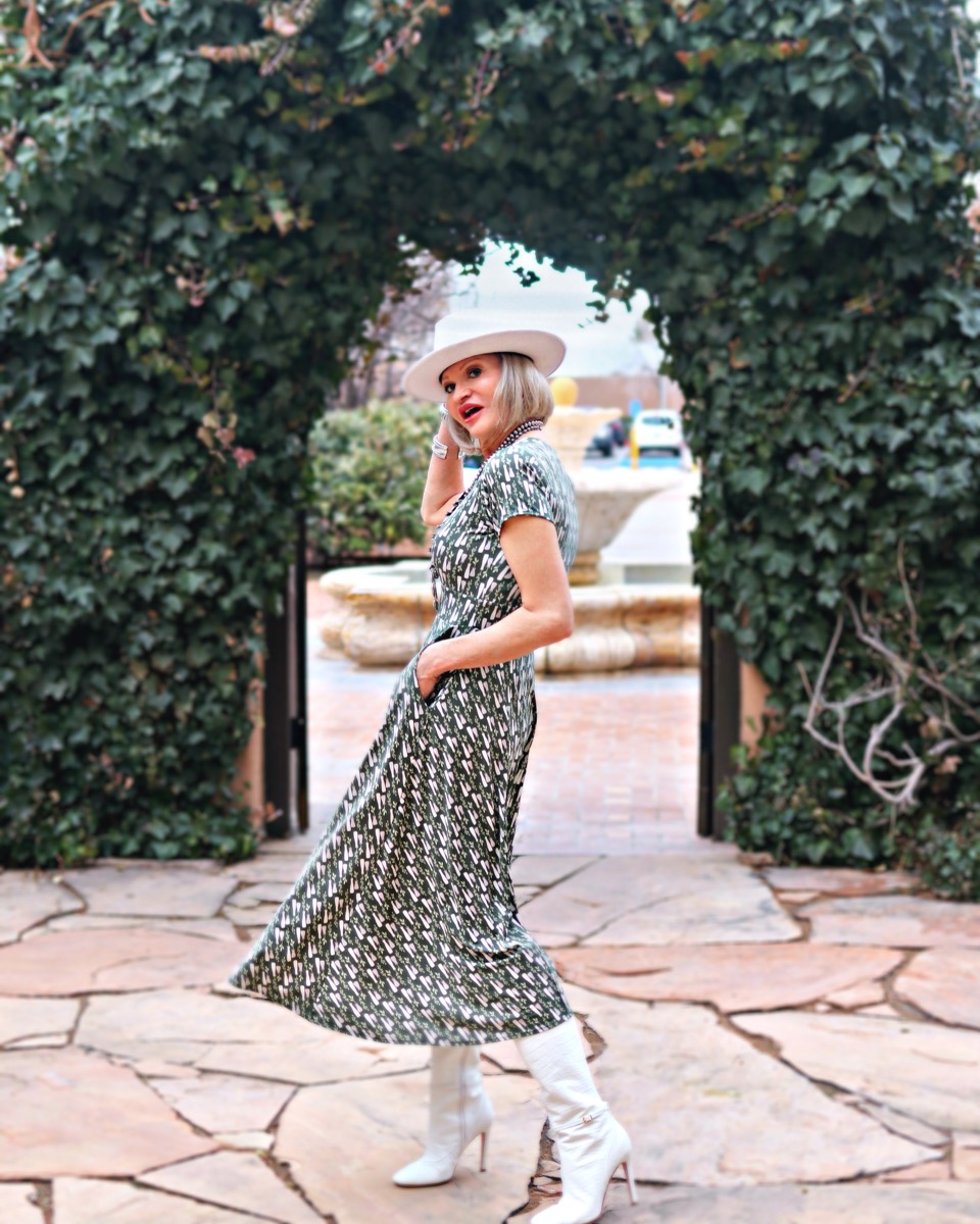 Lifestyle Influencer, Jamie Lewinger of More Than Turquoise wearing Karina Dresses Cecelia Dress in Sage Sprigs