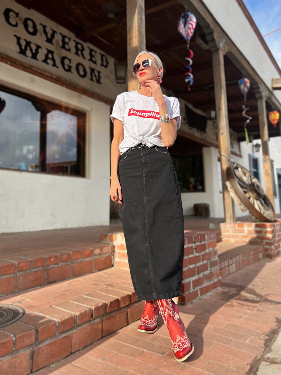 Lifestyle Influencer, Jamie Lewinger of More Than Turquoise wearing Sopapilla Tee  from Zia State Outfitters