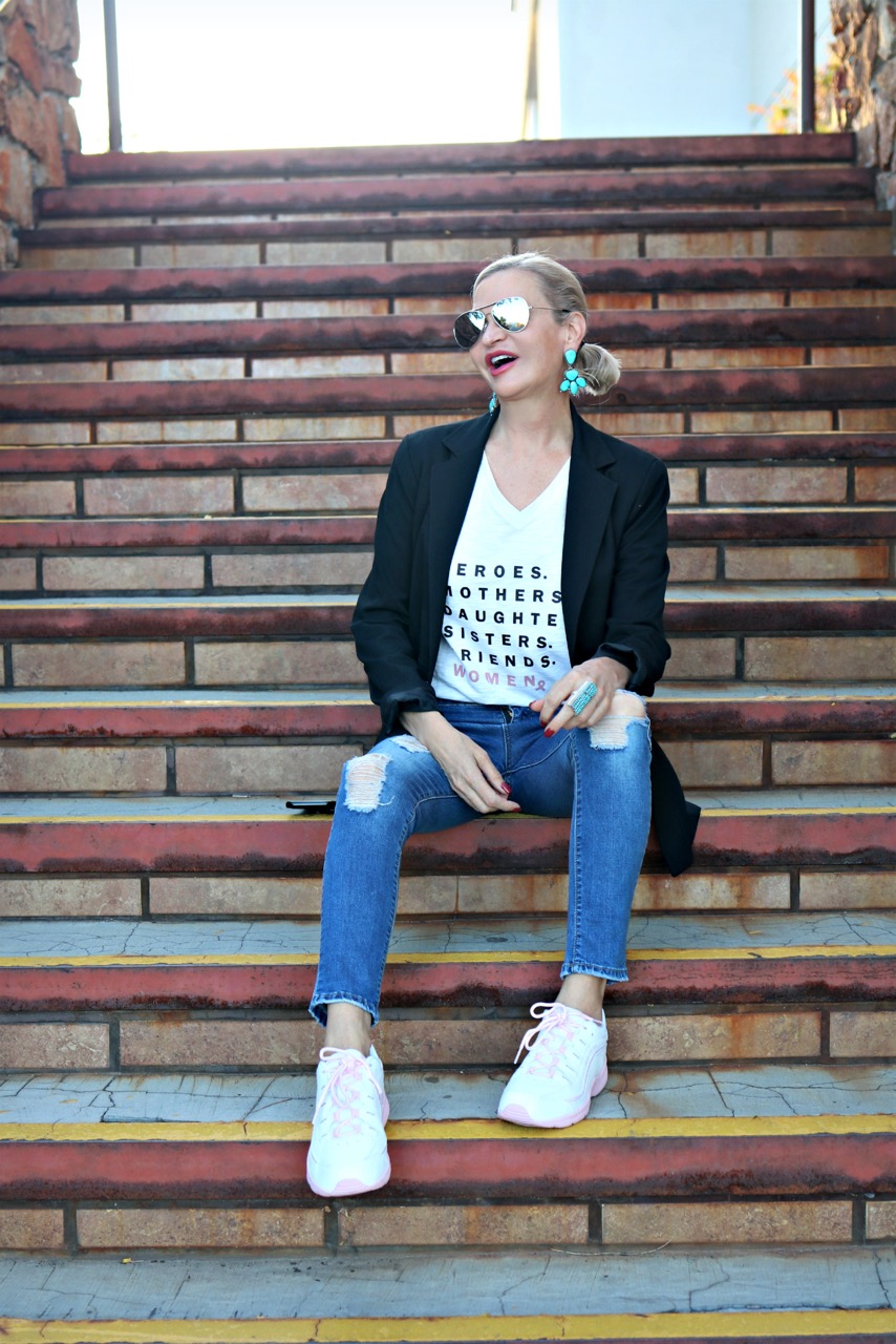 Lifestyle Blogger, Jamie Lewinger of More Than Turquoise, wearing Easy Spirit "Move for Pink" Romy walking shoe