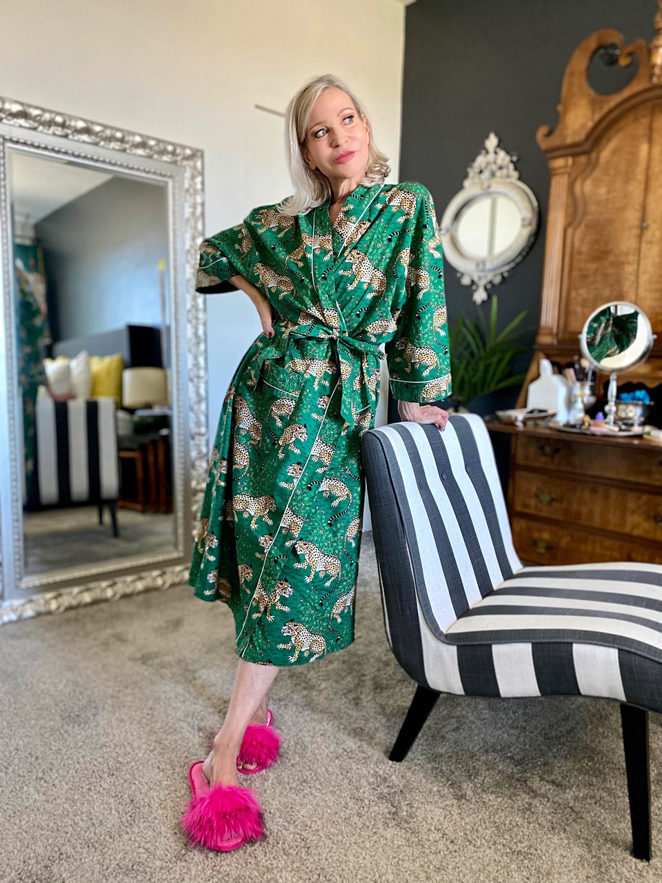 Lifestyle Influencer, Jamie Lewinger of More Than Turquoise, wearing Bagheera Flannel all-gender robe from Printfresh in Forest