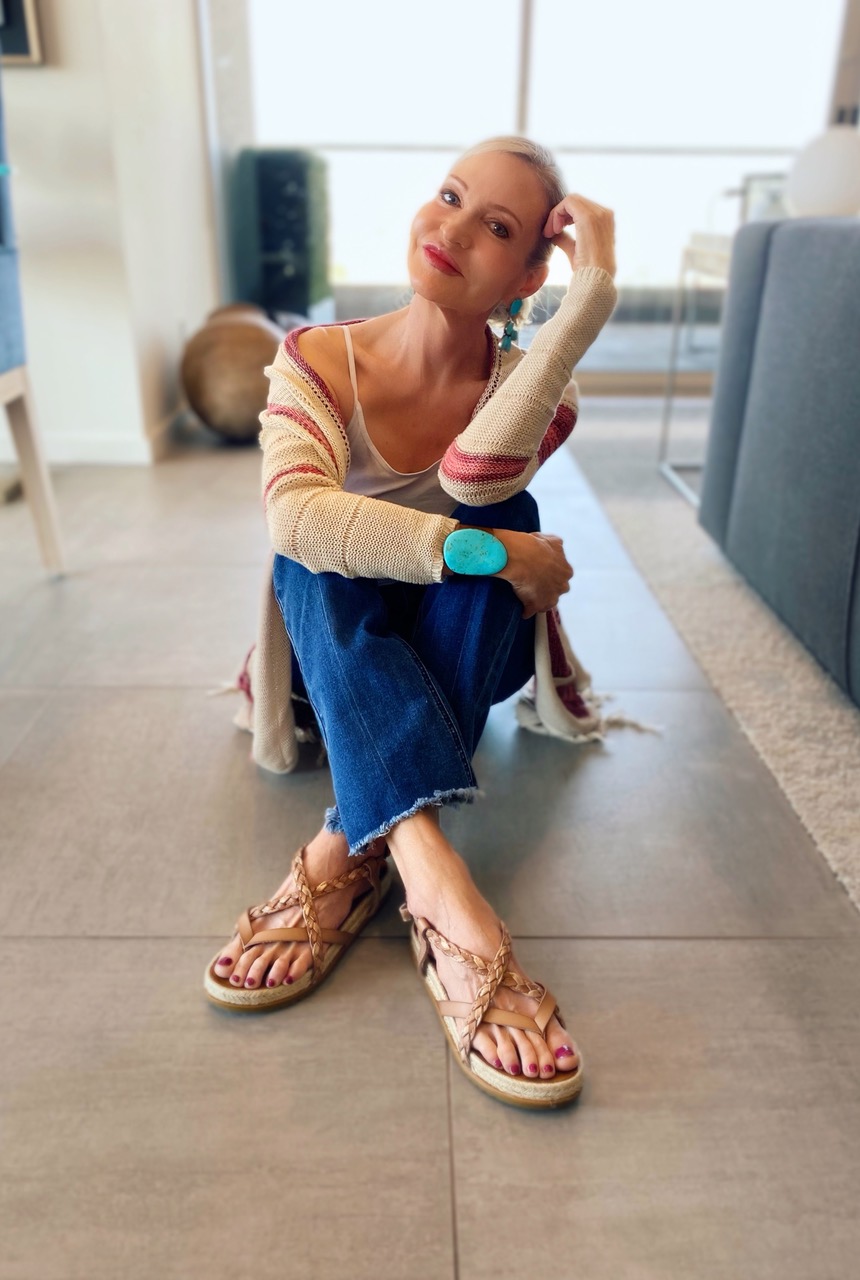 Lifestyle Influencer, Jamie Lewinger of More Than Turquoise, wearing Foxtail Rope sandals from Blowfish Malibu in New Mexico