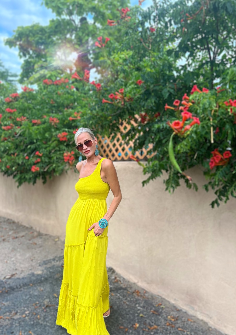 Lifestyle Influencer, Jamie Lewinger of More Than Turquoise wearing Soma  shoulder maxi bra dress in Key Lime 