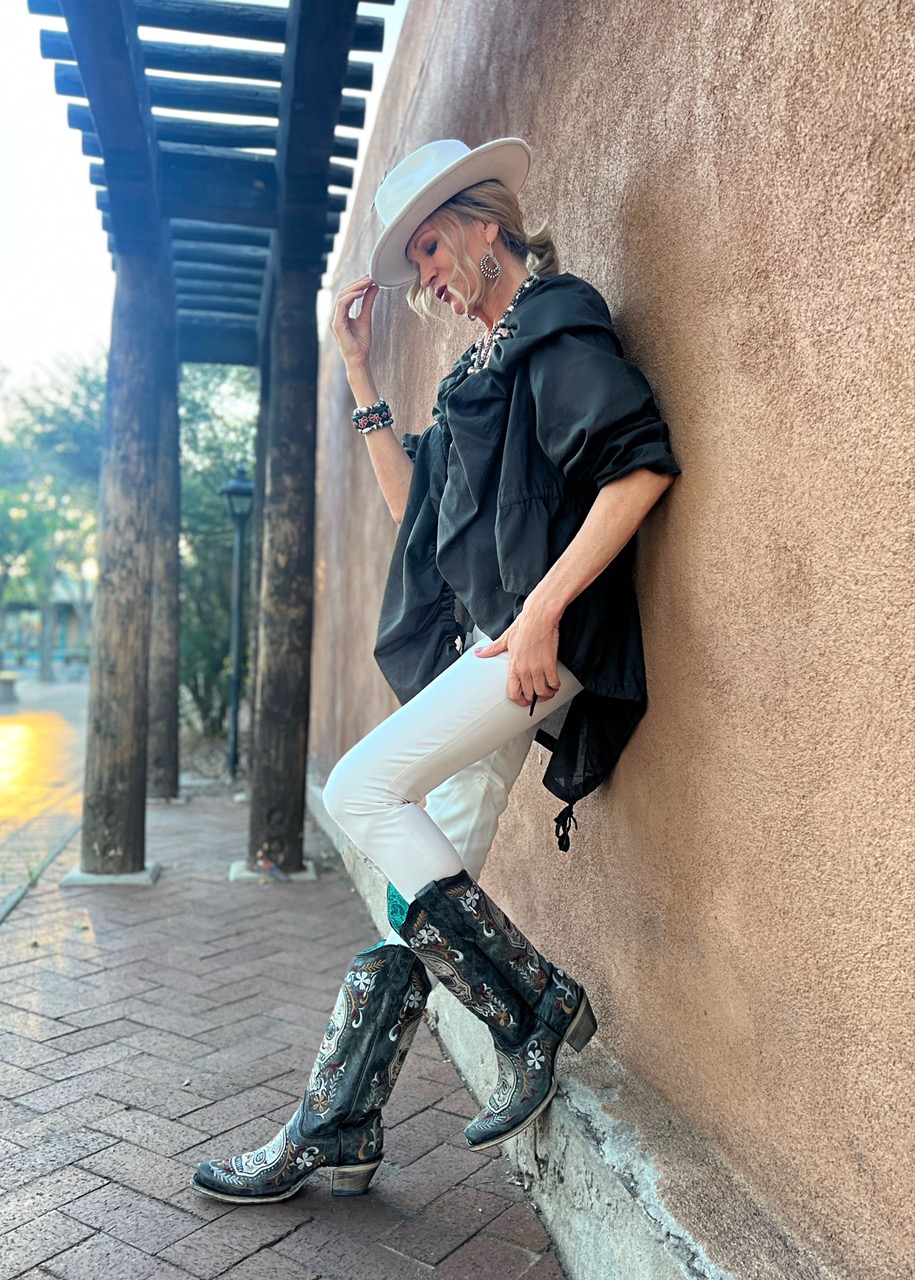 Lifestyle Influencer, Jamie Lewinger of More Than Turquoise wearing Corral Western Boots