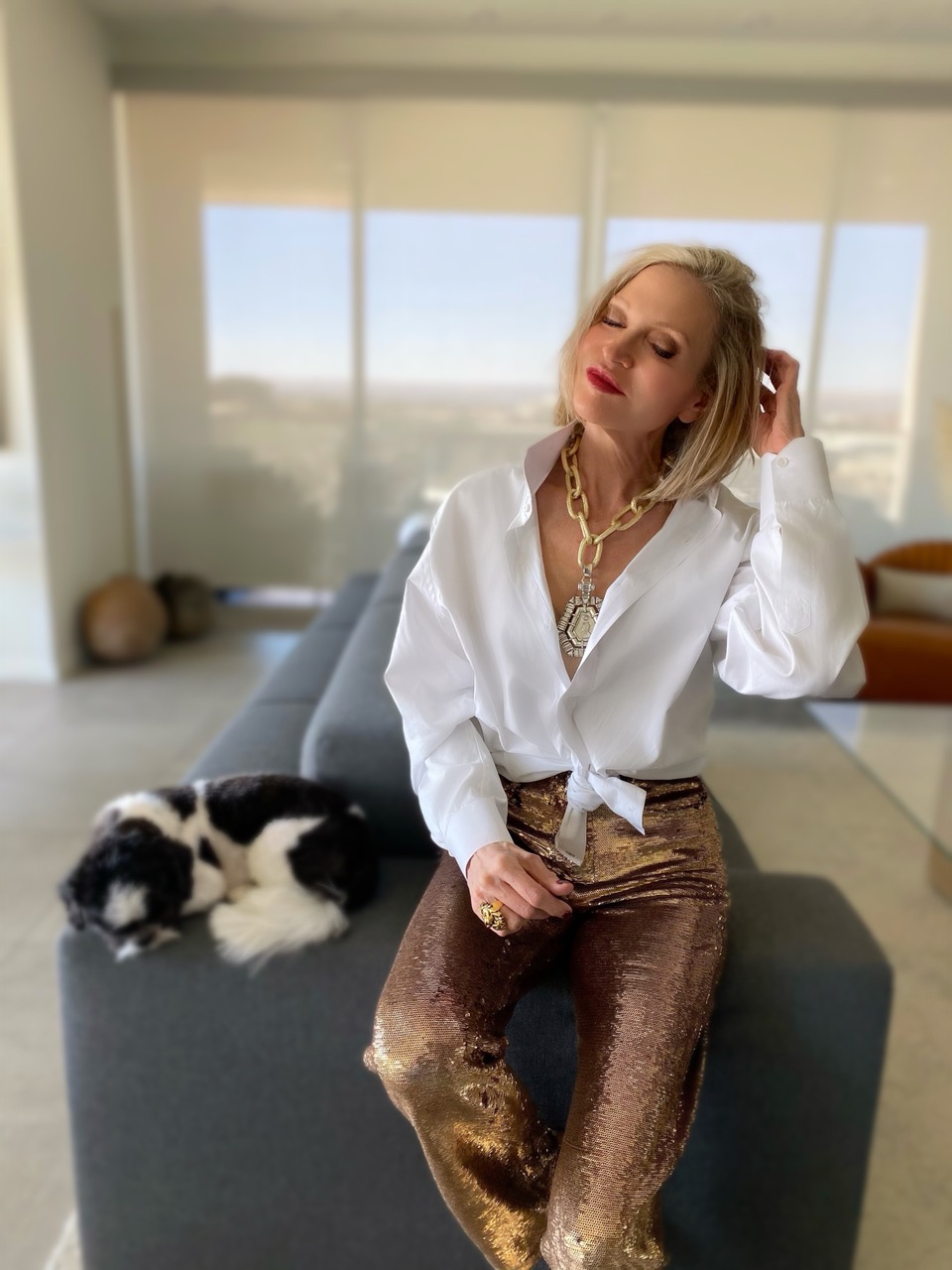Lifestyle Influencer, Jamie Lewinger of More Than Turquoise wearing the Jones necklace rom Dylan Lex in New Mexico
