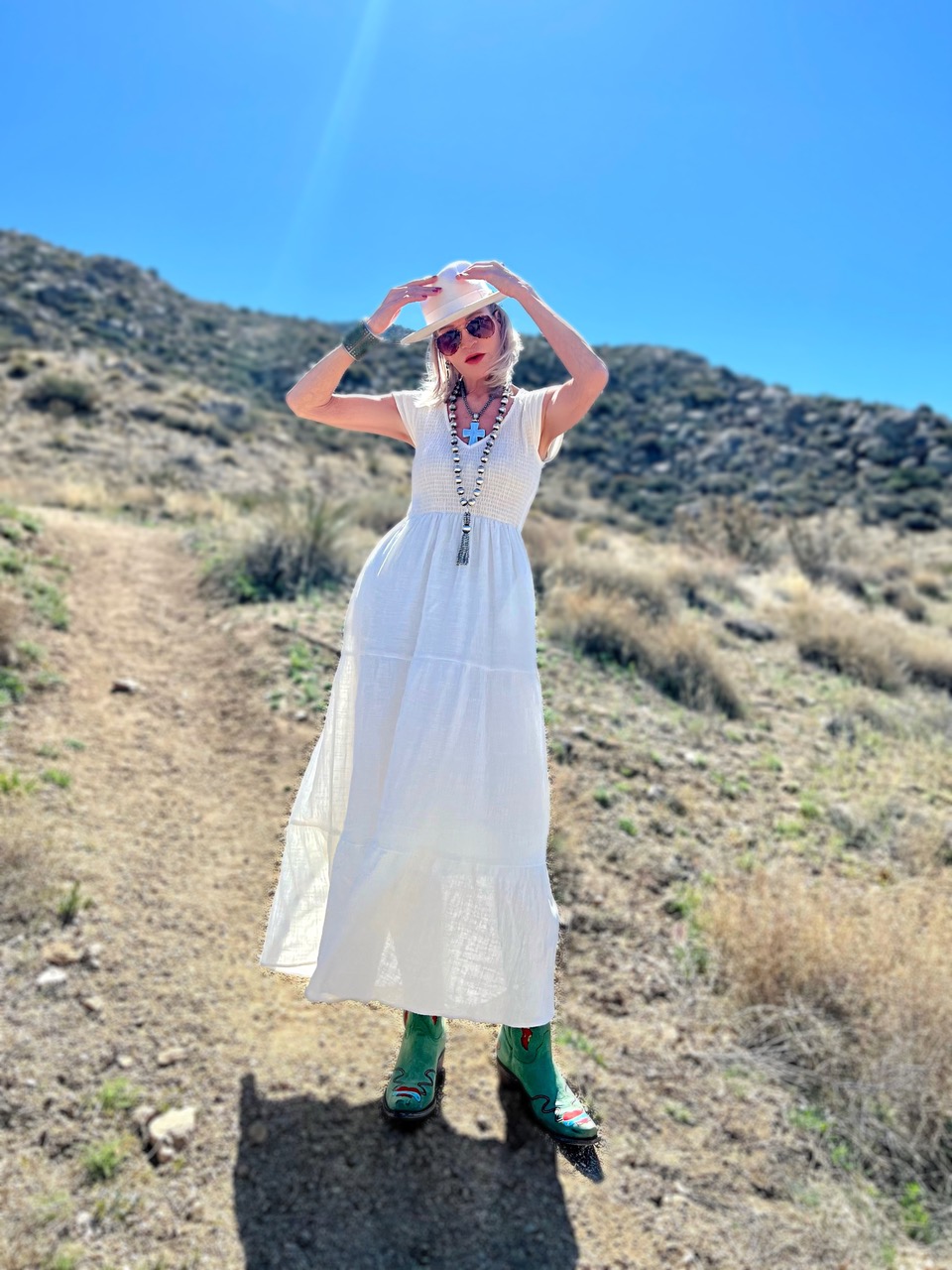 Lifestyle Influencer, Jamie Lewinger of More Than Turquoise wearing Gibsonlook flutter sleeve dress in cream