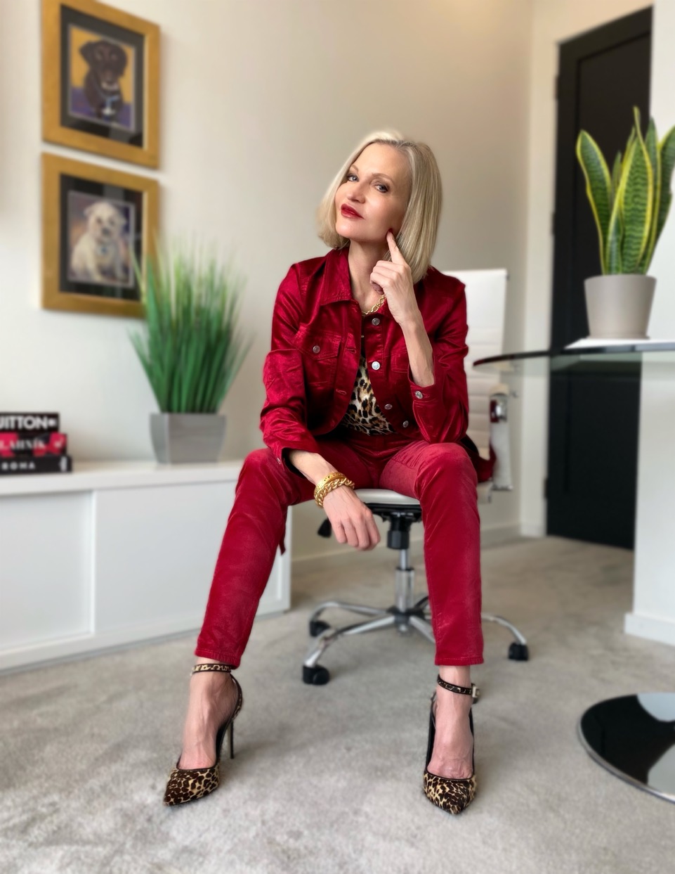 Lifestyle Influencer, Jamie Lewinger of More Than Turquoise, wearing velvet leggings and shacket from chicos