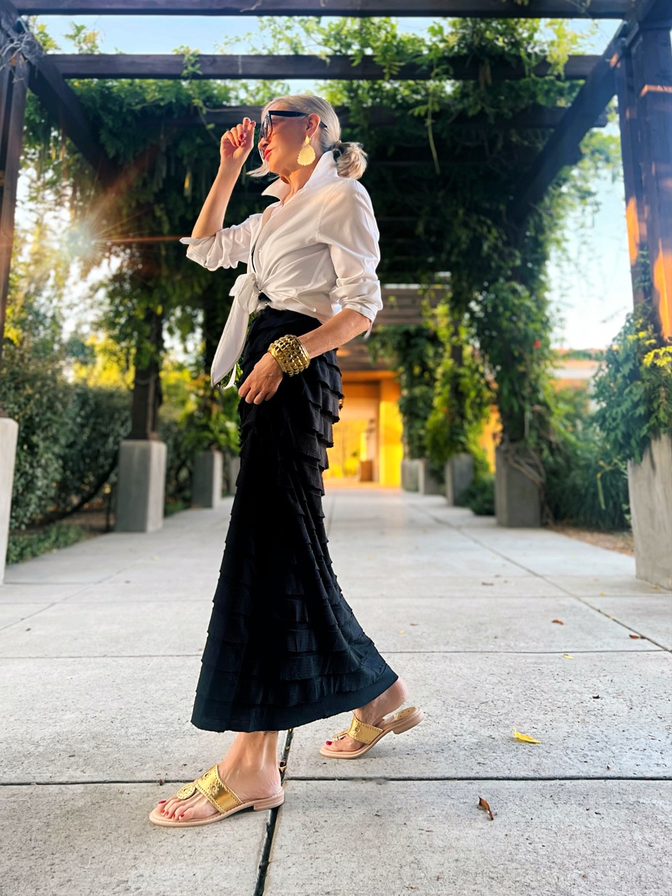 Lifestyle Influencer, Jamie Lewinger of More Than Turquoise wearing Jack Rogers JACKS2 sandal in gold 