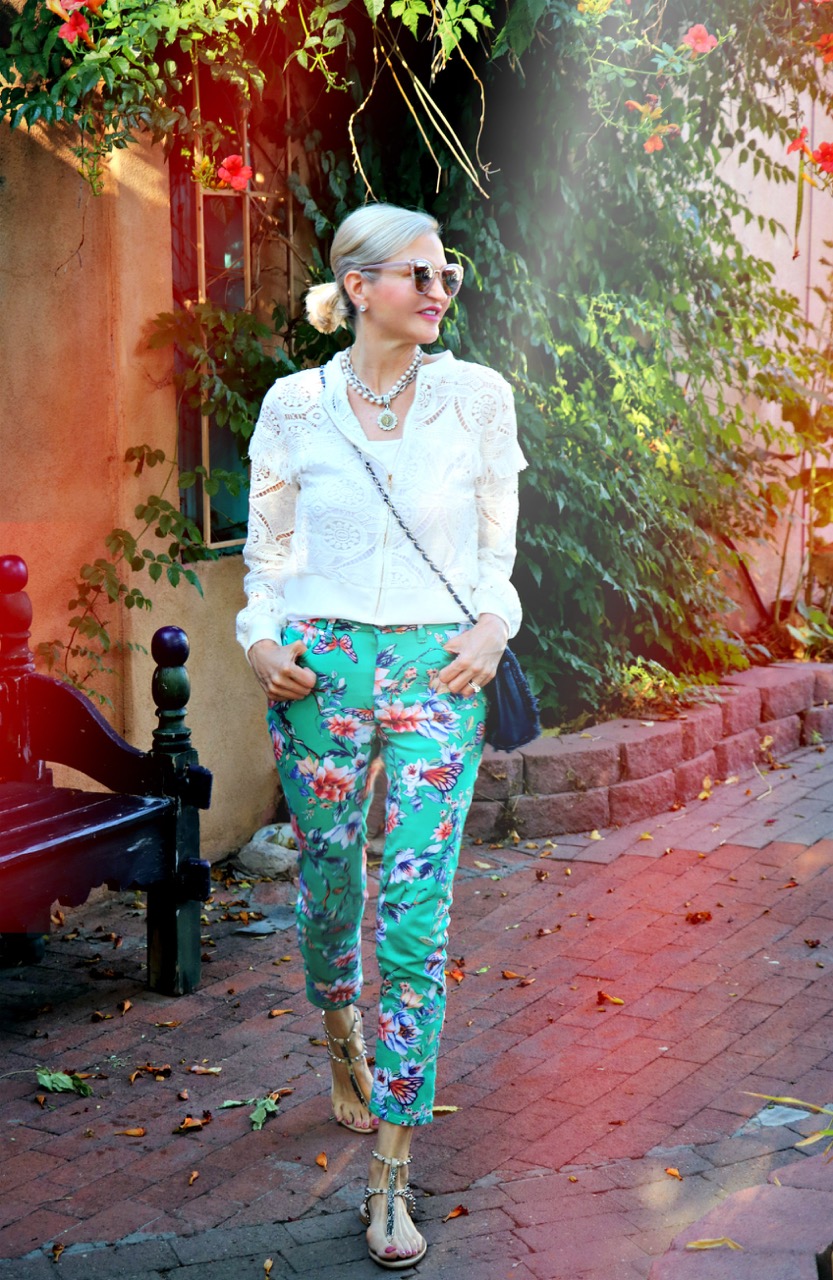 Lifestyle Blogger, Jamie Lewinger of More Than Turquoise, wearing chico's floral denim 