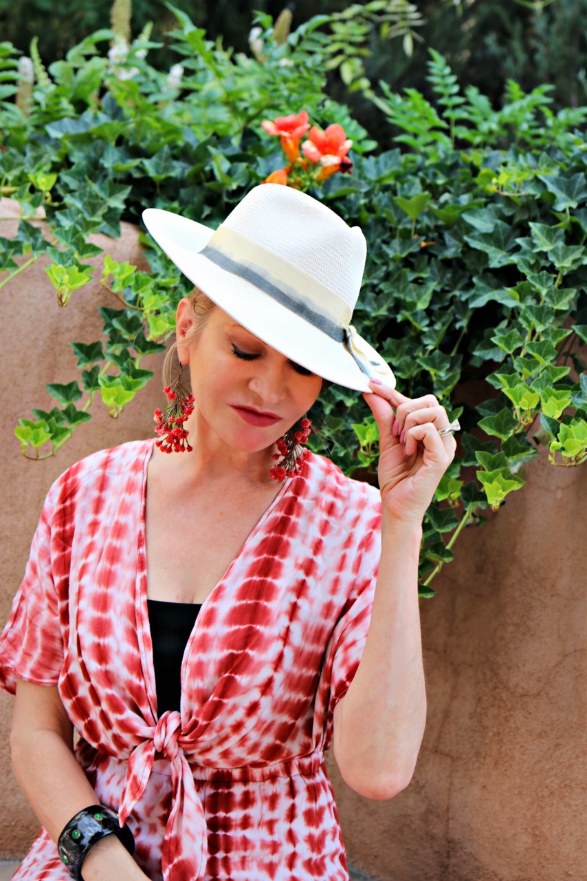 LifeStyle Blogger, jamie Lewinger of More Than Turquoise, wearing Brooklyn Tenth Street Hat