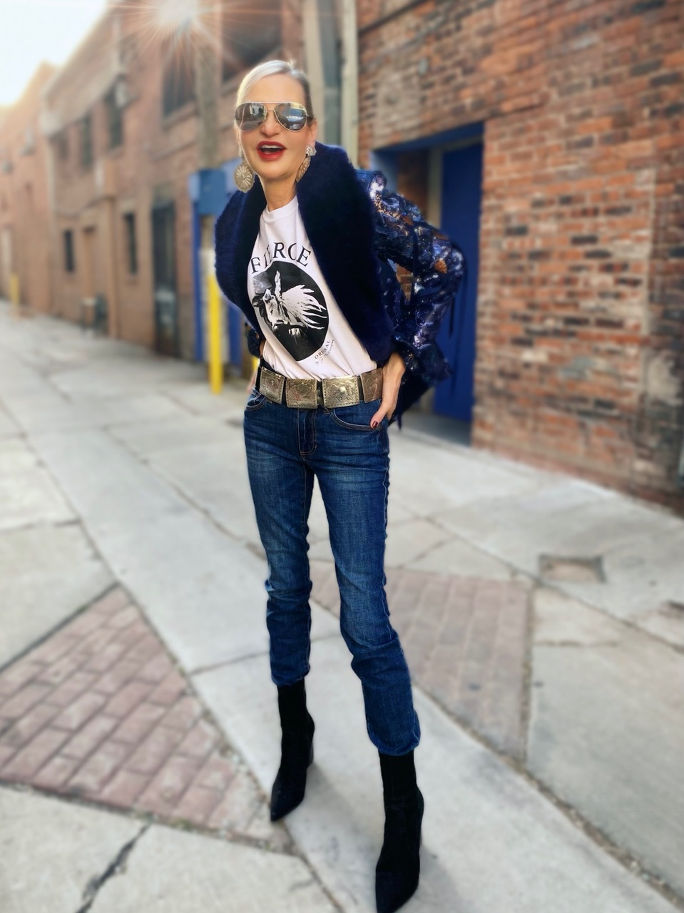 Lifestyle Influencer, Jamie Lewinger of More Than Turquoise, wearing Julie Ewing Designs Rae of Light Jacket