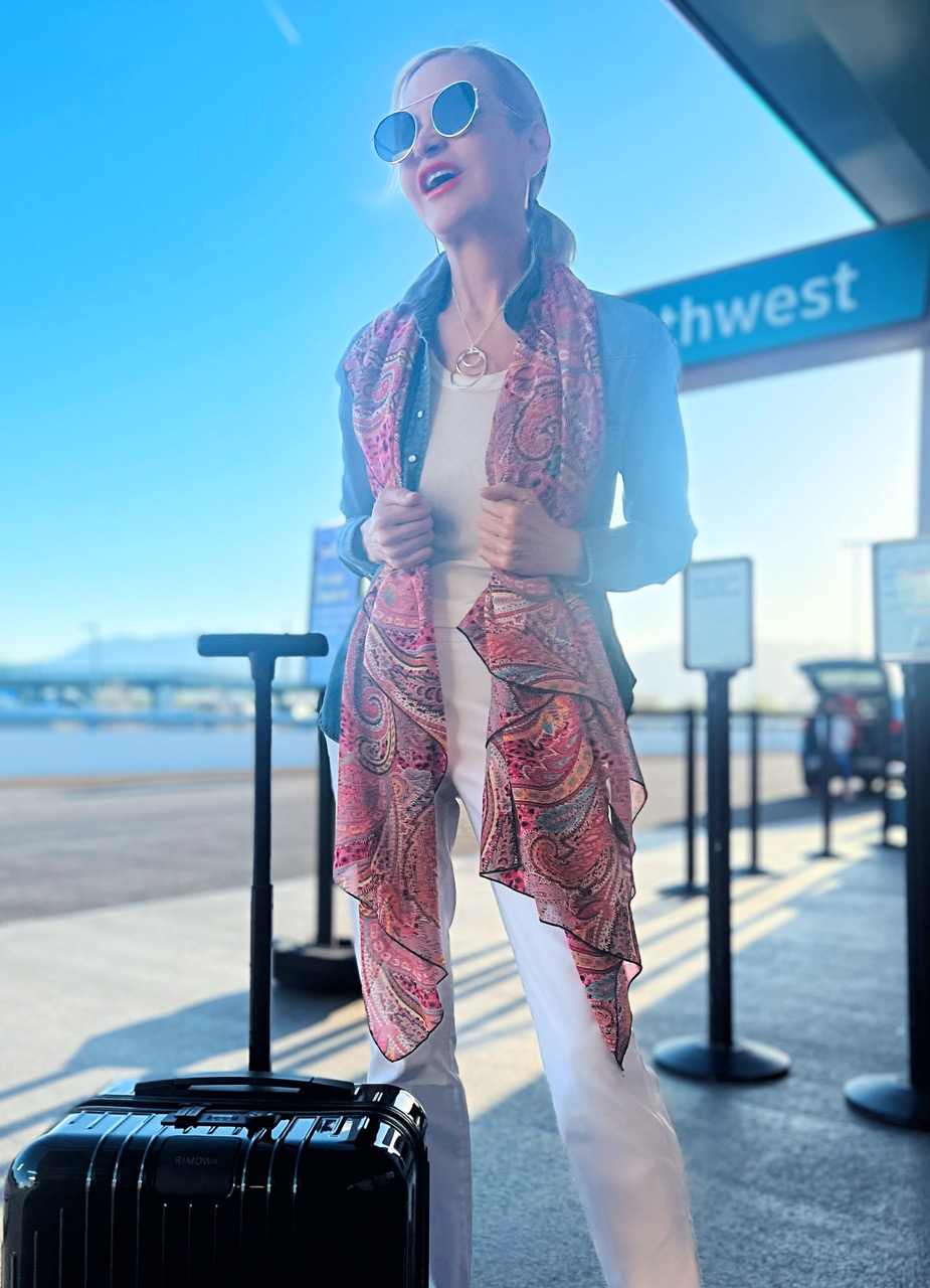 Lifestyle Influencer, Jamie Lewinger of More Than Turquoise with Diane Kroe butterfly wrap 