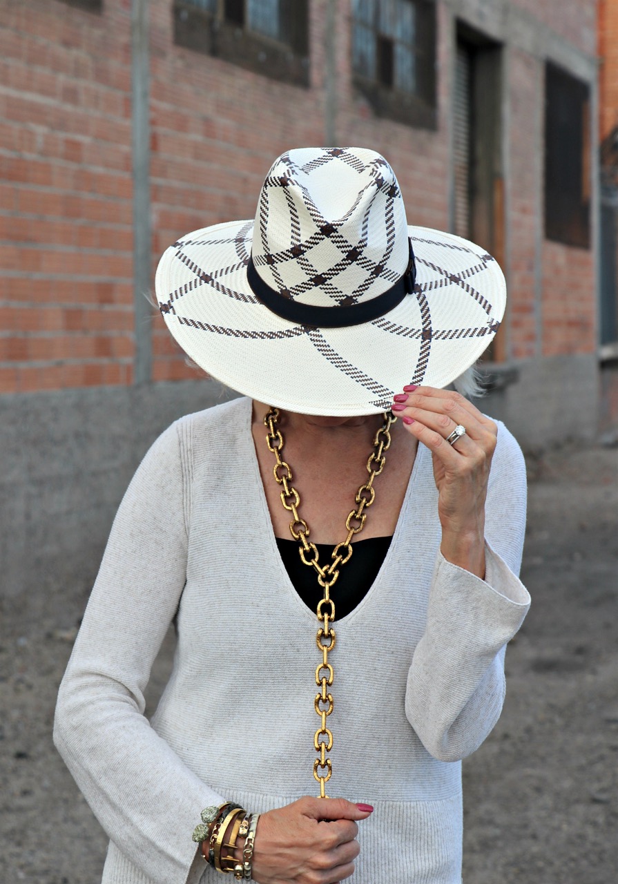 Lifestyle Blogger, Jamie Lewinger of More Than Turquoise, wearing a tonal straw hat