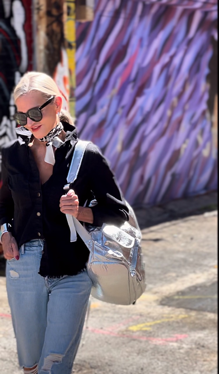 Lifestyle Influencer, Jamie Lewinger of More Than Turquoise with Quilted Koala silver metallic backpack
