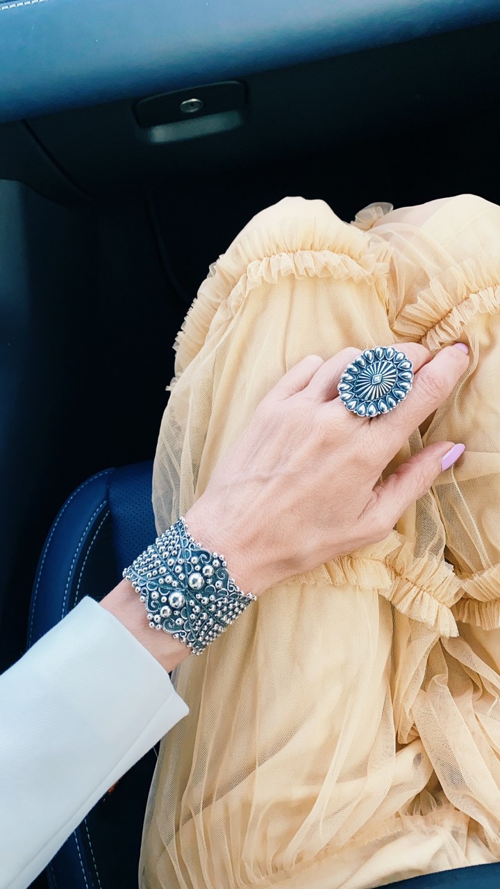 Lifestyle Influencer, Jamie Lewinger of More Than Turquoise, wearing mexican silver cuff