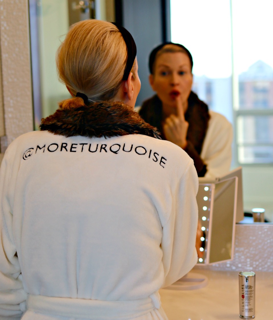 Lifestyle Blogger, Jamie Lewinger of More Than Turquoise, wearing trying Science Serum Tight Lip
