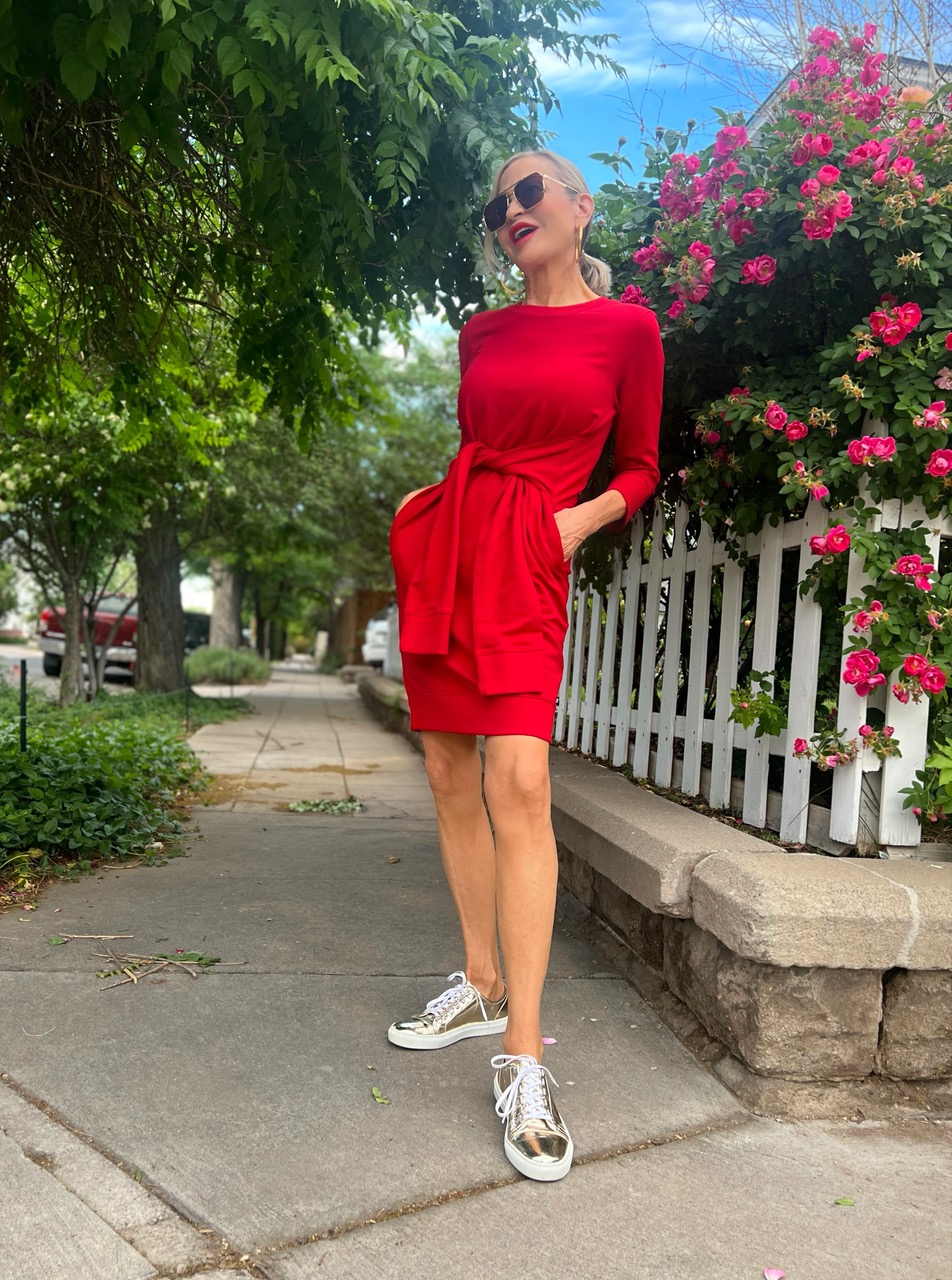 Lifestyle influencer, Jamie Lewinger of More Than Turquoise,  wearing the Mist Dress in red  from Universal Standard