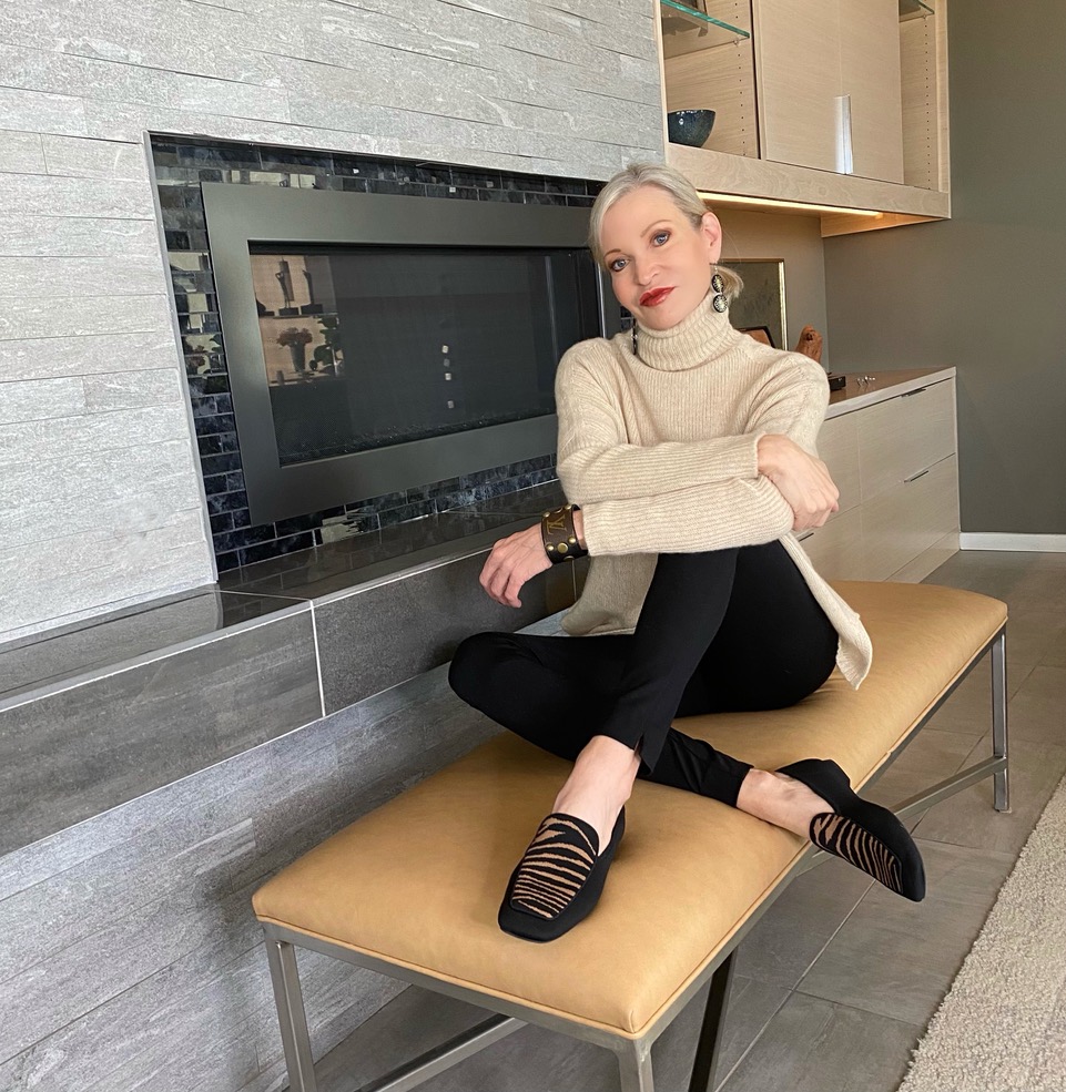 Lifestyle Influencer, Jamie Lewinger of More Than Turquoise wearing Leona black zebra loafers from VIVAIA