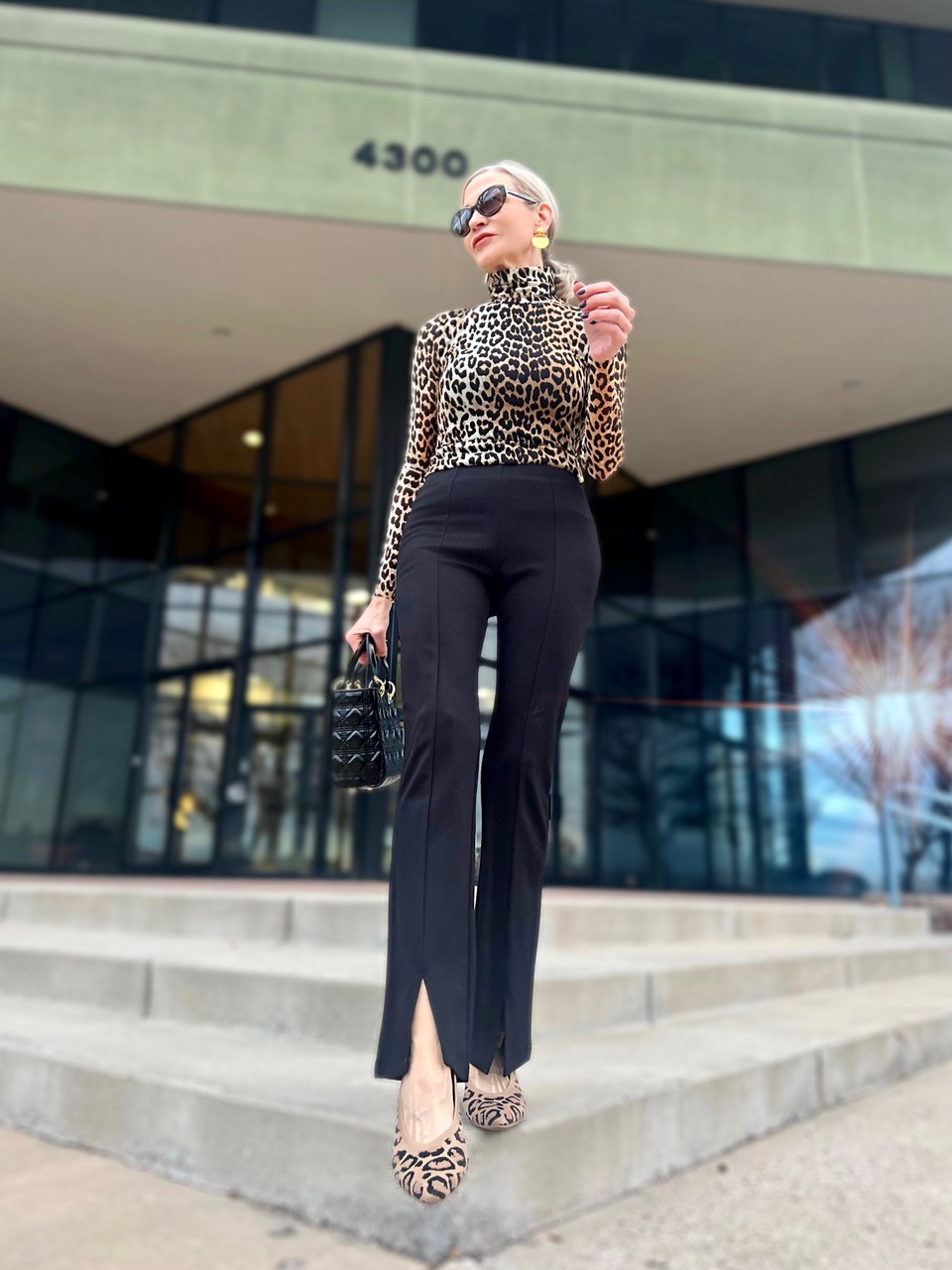 Lifestyle Influencer, Jamie Lewinger of More Than Turquoise wearing the Stella  pointed toe kitten heel from Vivaia shoes 