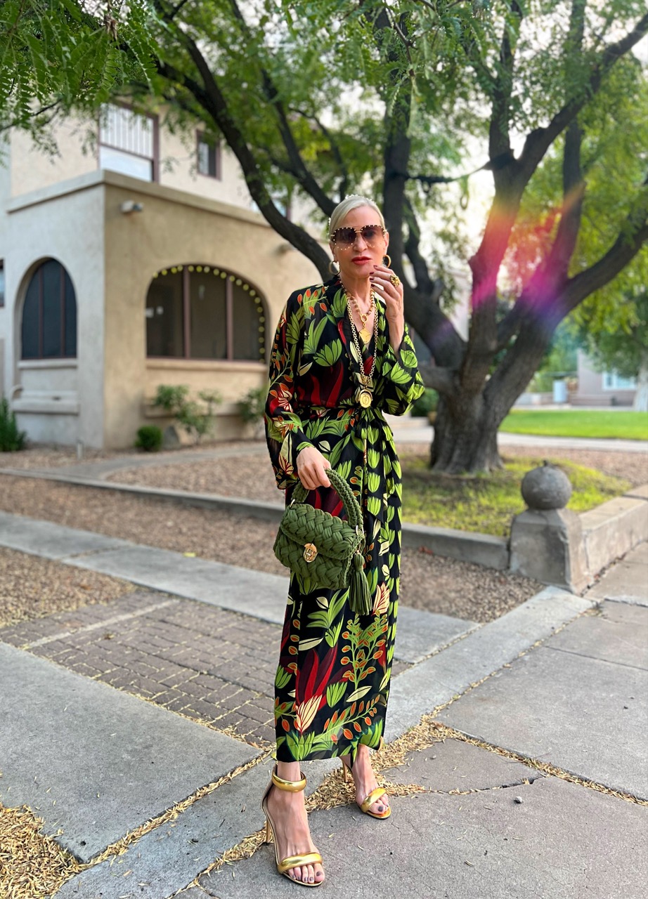 Lifestyle Influencer, Jamie Lewinger of More Than Turquoise wearing a Zara maxi dress